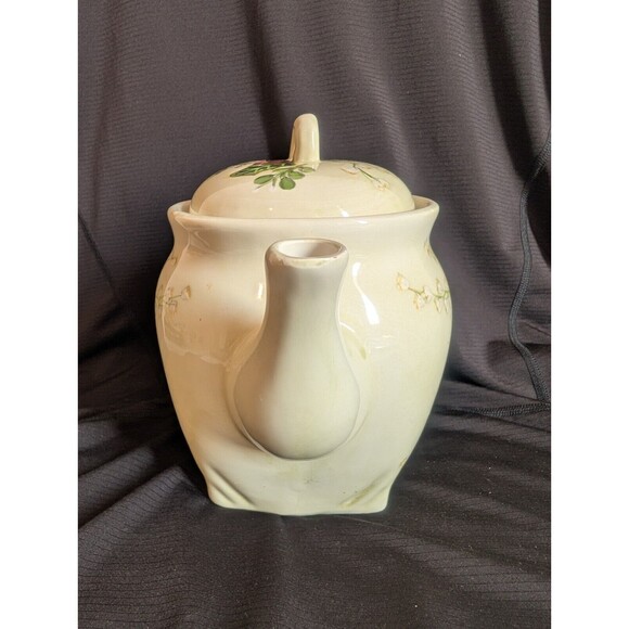 Harry and David Teapot Floral Pinecone Holly Berry Holiday Pattern 8"t Beautiful - Picture 4 of 11